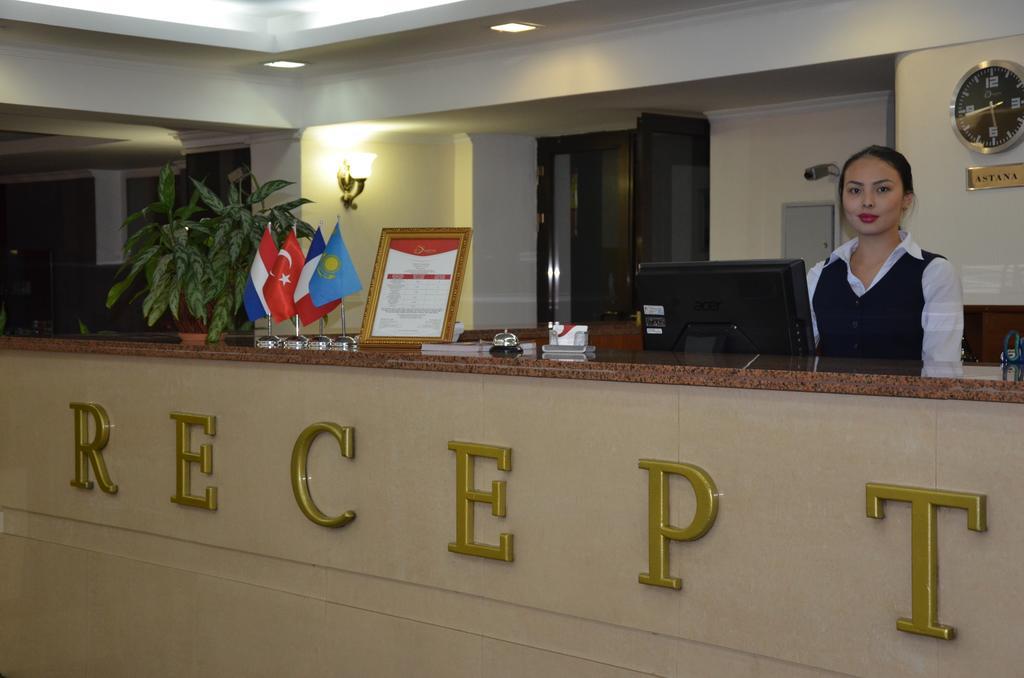 Dostyk Hotel Tsjimkent Eksteriør bilde